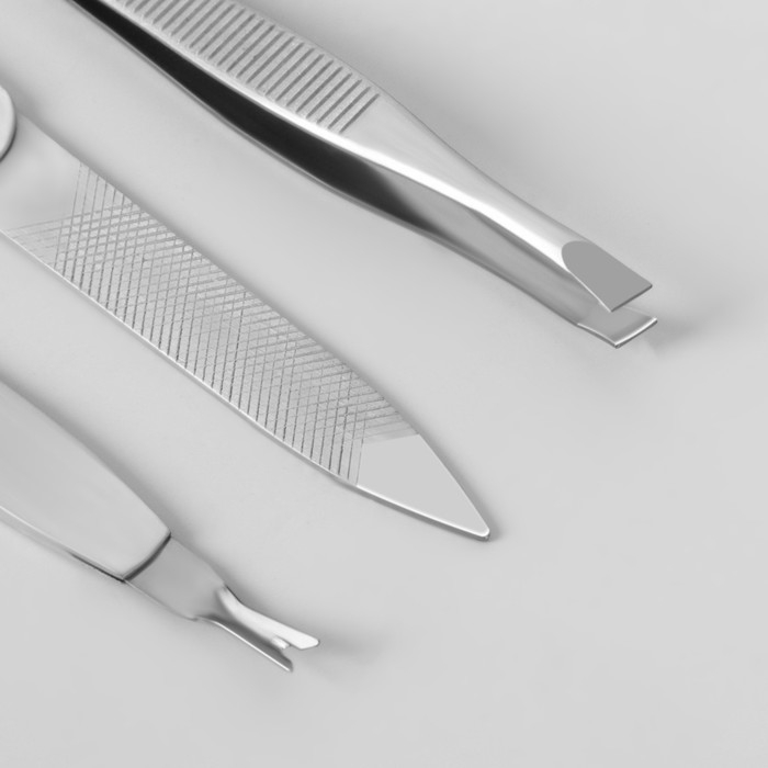 Набор маникюрный, 6 предметов, в футляре, цвет чёрный Набор маникюрный, 6 предметов, в футляре, цвет чёрный