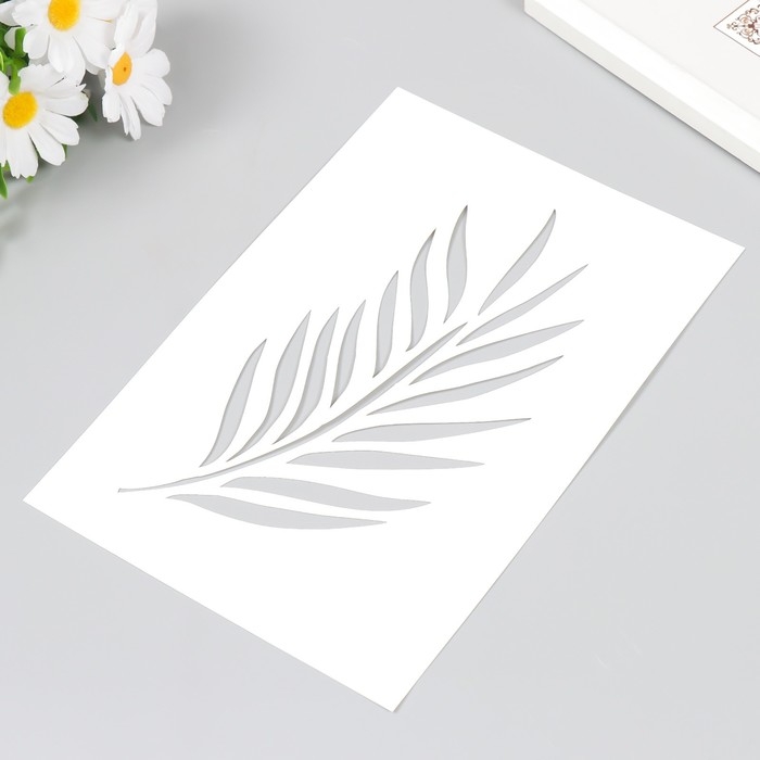 Трафарет пластиковый "Ветка" 24х16 см