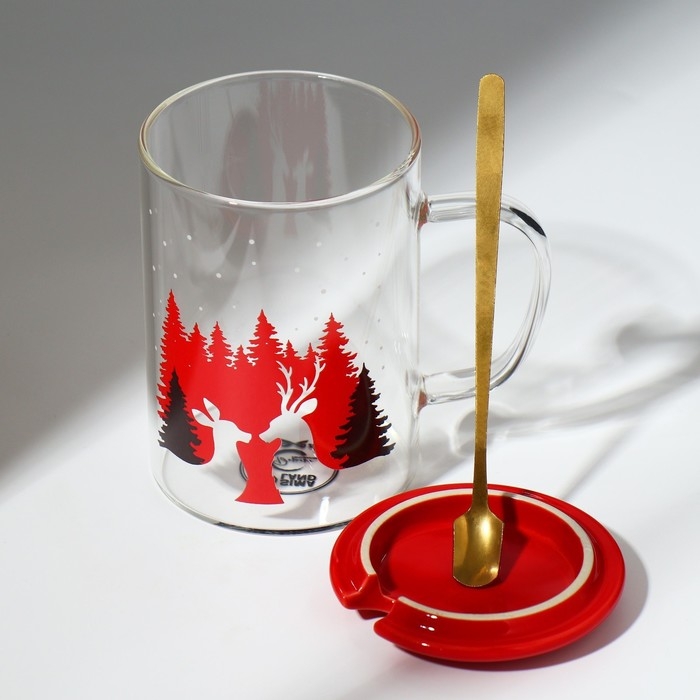 Новый год. Кружка стеклянная с ложкой и крышкой &laquo;Зимний лес&raquo;, 470 мл