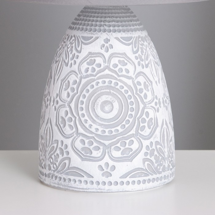 Лампа настольная Лампа настольная "Замира" 1х40Вт Е14 серый 20х20х32см