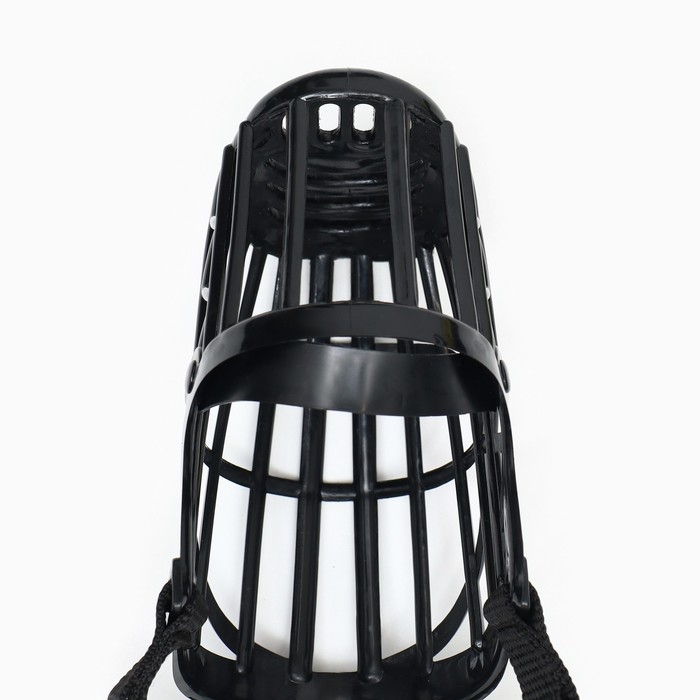 Намордник пластиковый № 6, ОМ 38 см, ДН 13 см, ОШ 49-67 см, вес питомца 25 кг Намордник пластиковый № 6, ОМ 38 см, ДН 13 см, ОШ 49-67 см, вес питомца 25 кг