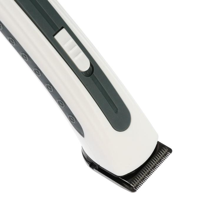 Машинка для стрижки Luazon LTRI-11, 3 Вт, 3 мм, АКБ, серая Машинка для стрижки Luazon LTRI-11, 3 Вт, 3 мм, АКБ, серая