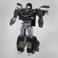 Робот &laquo;Полицейский&raquo;, трансформируется