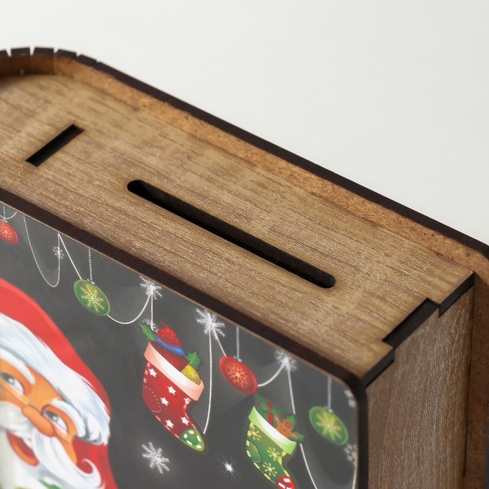 Новогодняя копилка-шкатулка Новогодняя копилка-шкатулка "Верю в Деда Мороза" 14х12х5 см