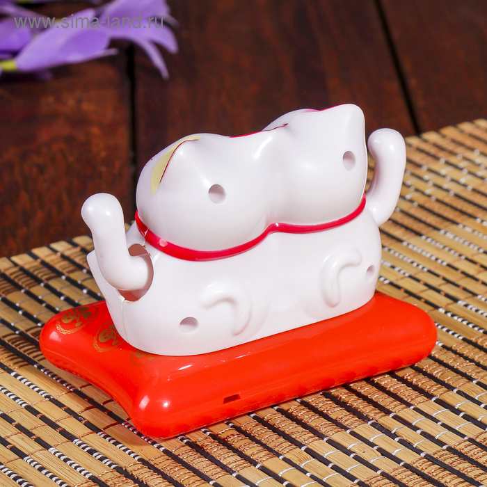 Маятник пластик от солнечной батареи Маятник пластик от солнечной батареи "Два кота Манэки-нэко с мешком золота" 6,5х8,5х5,5 см