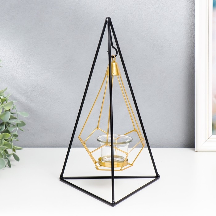 Подсвечник металл, стекло на 1 свечу Подсвечник металл, стекло на 1 свечу "Пирамида в треугольнике" чёрный 33х16,5х15 см