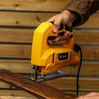 Электролобзик DEKO DKJS650, 650 Вт, регулировка оборотов, 3000 ход/мин Электролобзик DEKO DKJS650, 650 Вт, регулировка оборотов, 3000 ход/мин