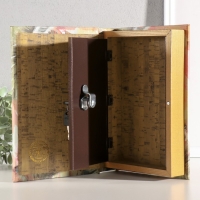 Сейф-книга дерево, кожзам, зеркало "Девушка в ярком тюрбане" 24х16х5 см Сейф-книга дерево, кожзам, зеркало "Девушка в ярком тюрбане" 24х16х5 см