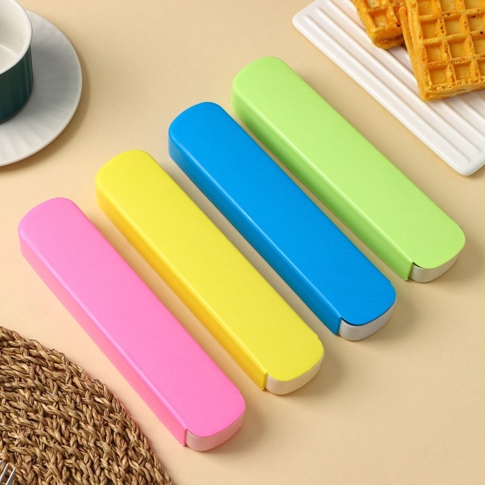 Футляр для столовых приборов выдвижной Доляна, 20&times;4,5&times;2,5 см, цвет МИКС