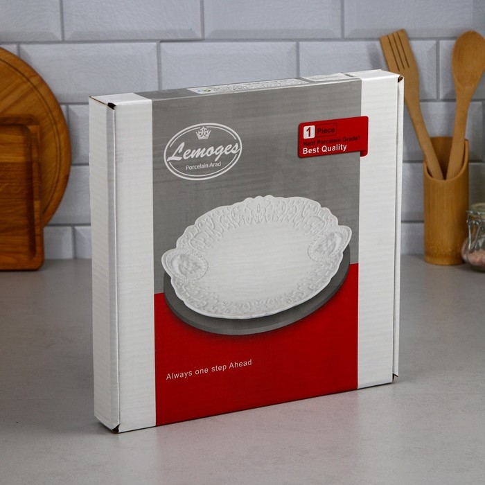 Блюдо «Вероника», круглое, фарфор, Иран Блюдо «Вероника», круглое, фарфор, Иран