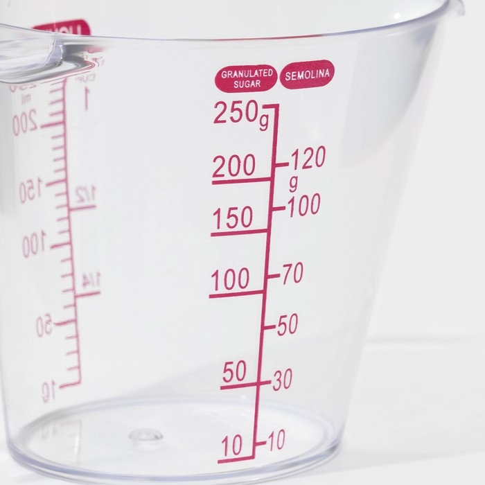 Стакан мерный, 250 мл, 13,5×8×8,7 см, цвет прозрачный Стакан мерный, 250 мл, 13,5×8×8,7 см, цвет прозрачный