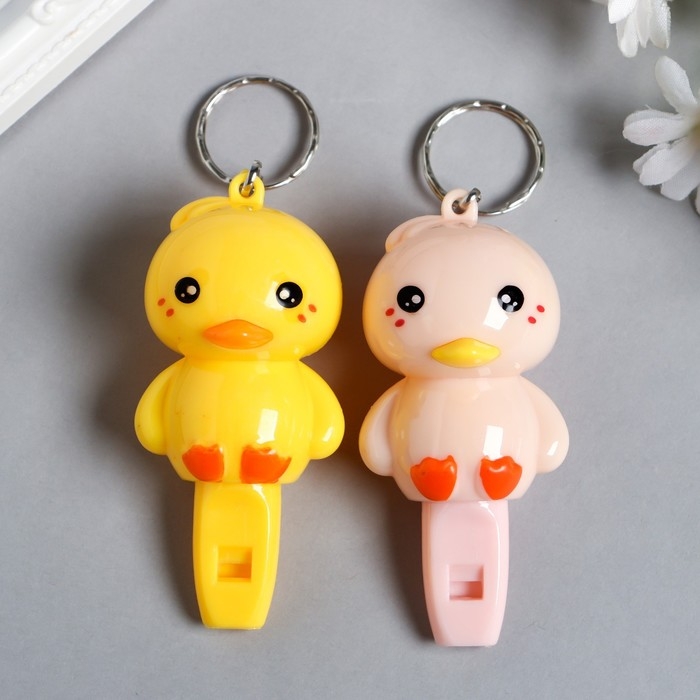 Фонарик свет на кольце+свисток "Утёнок" МИКС мигает 8,2х3,6х3,8 см