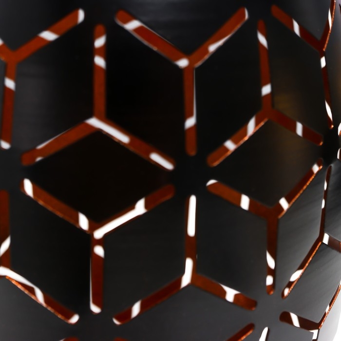 Подсвечник металл на 1 свечу Подсвечник металл на 1 свечу "Геометрия. Цветы" чёрный с золотом 20,5х13,5х13,5 см