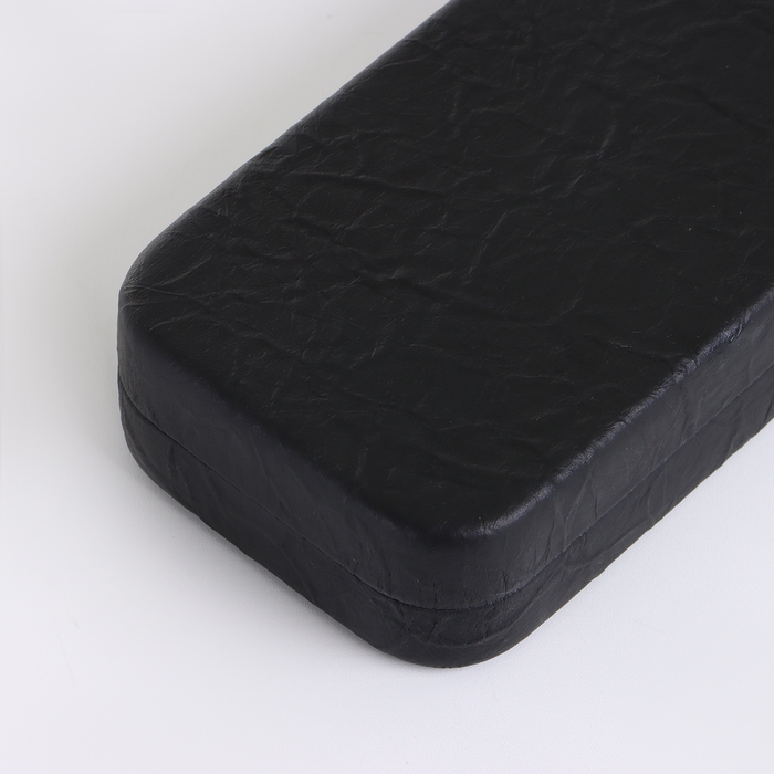 Футляр для очков на хлопушке, длина 15 см, цвет чёрный