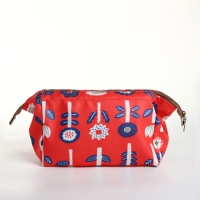 Косметичка на молнии, цвет красный Косметичка на молнии, цвет красный