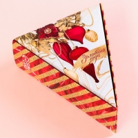 Новый год! Чай чёрный в коробке-елке &laquo;Самого роскошного нового года&raquo;, вкус: зимняя вишня, 100 г.