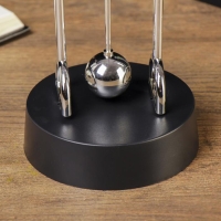 Маятник "Сферы" от батареек 4шт. АА 22х10,5х10,5 см