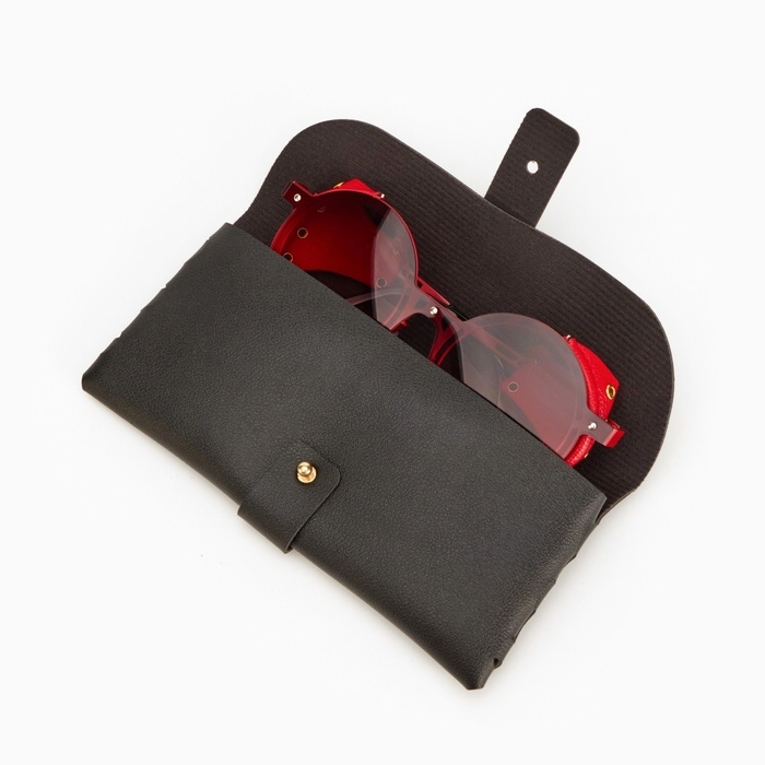 Очки солнцезащитные, uv 400, кожаные шторки, дужка 14.7 см, ширина 14.4 см, линза 7 х 5.5 см Очки солнцезащитные, uv 400, кожаные шторки, дужка 14.7 см, ширина 14.4 см, линза 7 х 5.5 см