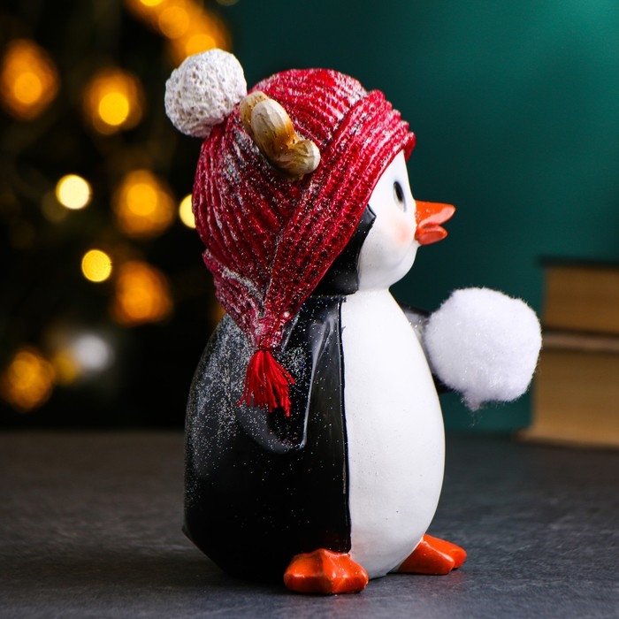 Новогодняя фигура "Пингвиненок со снежком" в левом крыле, 14х11,5х17см