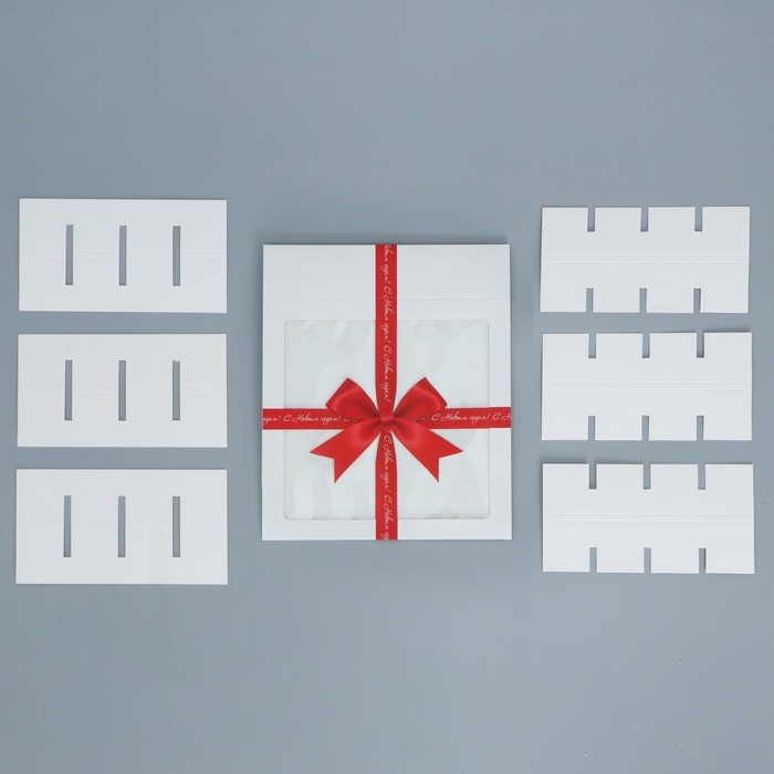 Коробка под 16 конфет с ячейками &laquo;Красивый новый год&raquo; 17.7 х 17.7 х 3.8 см, Новый год