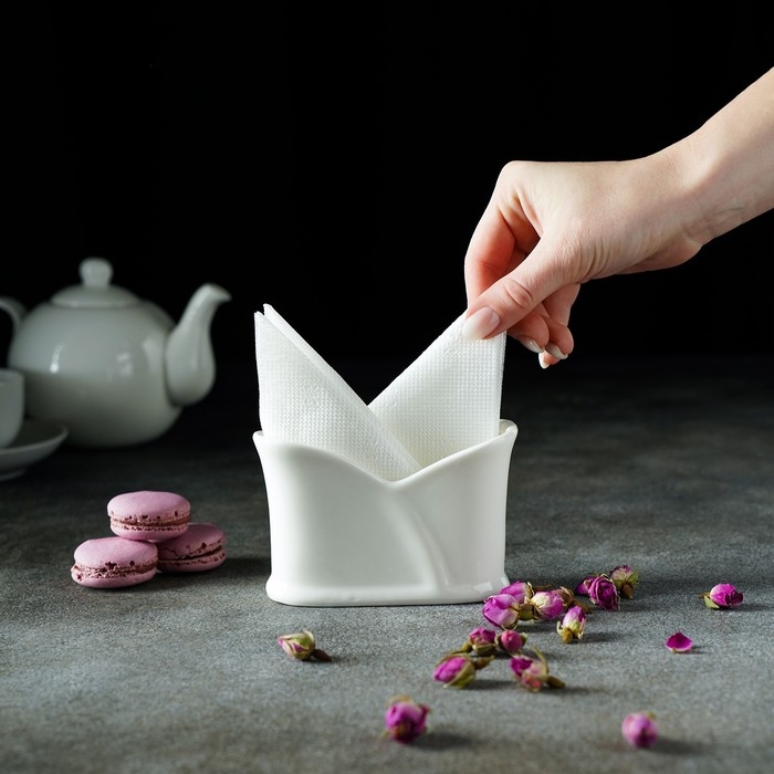 Салфетница фарфоровая Magistro &laquo;Бланш&raquo;, 11,5&times;5&times;8 см, цвет белый