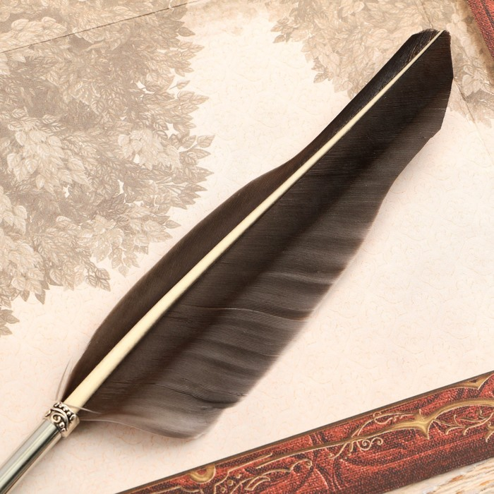 Родословная книга в шкатулке с пером и чернильницей &laquo;Древо&raquo;, 56 листов, 26 х 24 х 7 см.