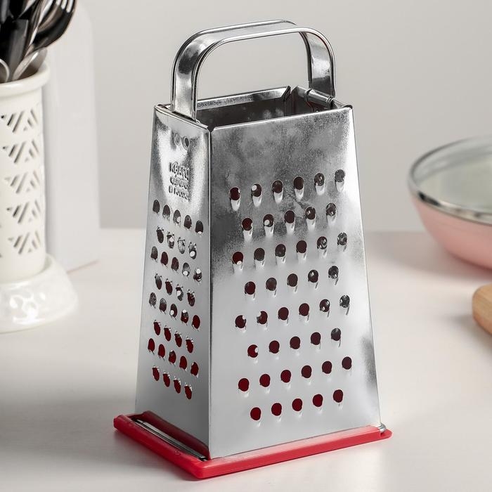 Тёрка с крышкой-дозатором и стороной для сыра, металлическая ручка, цвет МИКС Тёрка с крышкой-дозатором и стороной для сыра, металлическая ручка, цвет МИКС