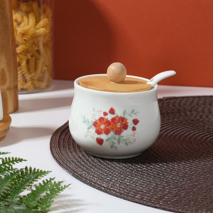 Сахарница керамическая &laquo;Цветы&raquo;, 230 мл, цвет белый