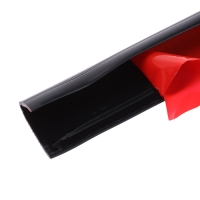 Накладка антискользящая на ступеньки угловая, 1м, черная Накладка антискользящая на ступеньки угловая, 1м, черная