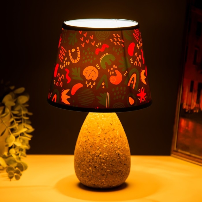 Настольная лампа "Инона" Е14 15Вт 20х20х32 см RISALUX