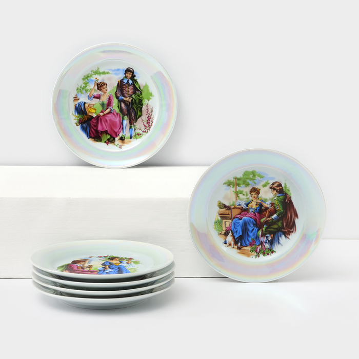 Набор тарелок фарфоровых «Мадонна», d=17 см, 6 шт, цвет МИКС Набор тарелок фарфоровых «Мадонна», d=17 см, 6 шт, цвет МИКС