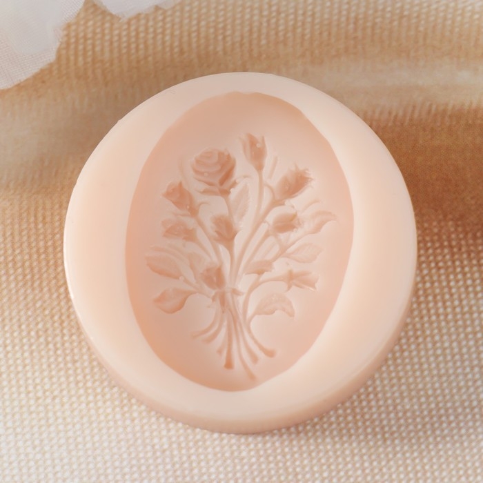 Молд силикон Молд силикон "Овал с цветами" 3,9х2,9х0,7 см