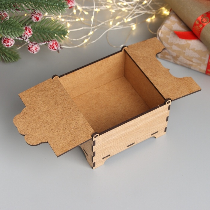 Новогодняя шкатулка комбинированная Новогодняя шкатулка комбинированная "Змейка" 10,5х10х7 см