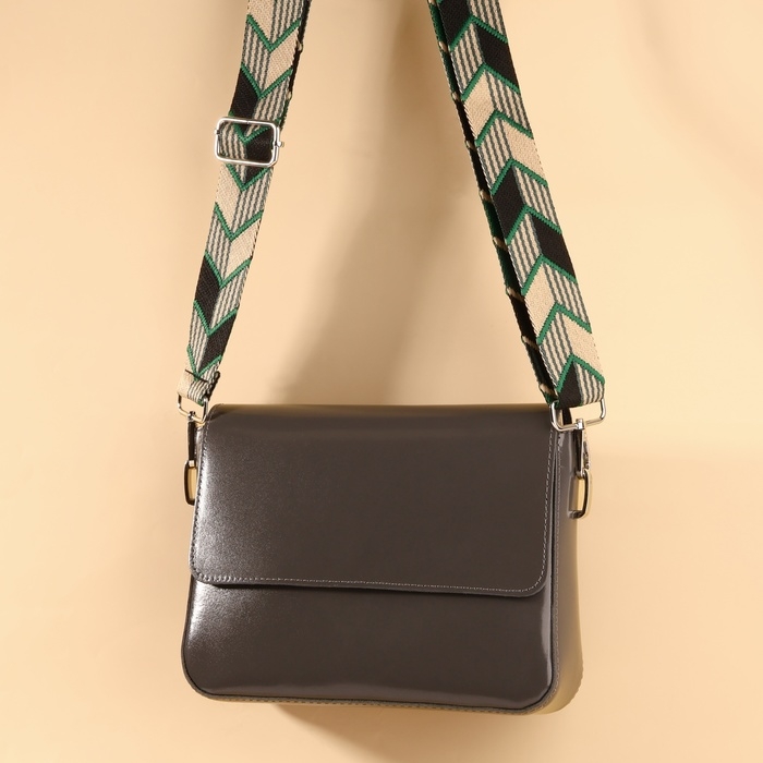 Ручка для сумки &laquo;Орнамент стрелки&raquo;, стропа, с карабинами, 139 &plusmn; 3 &times; 3,8 см, цвет зелёный/чёрный