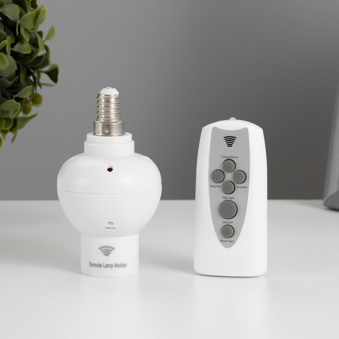 Переходник с ПДУ Переходник с ПДУ "Некст" Е14/Е27 15Вт белый 3х3х10см