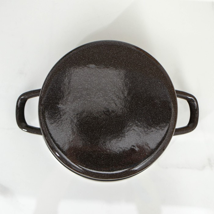 Кастрюля эмалированная, 4,5 л, без деколи, индукция, цвет коричневый Кастрюля эмалированная, 4,5 л, без деколи, индукция, цвет коричневый