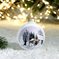 Ёлочный шар d-7 см "Дом в снегу" ручная роспись, белый