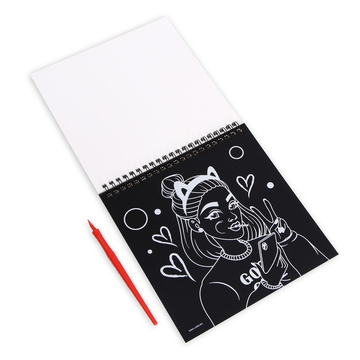 Гравюра блокнот - раскраска детская «Модница», 19 х 19 см, для девочки Гравюра блокнот - раскраска детская «Модница», 19 х 19 см, для девочки