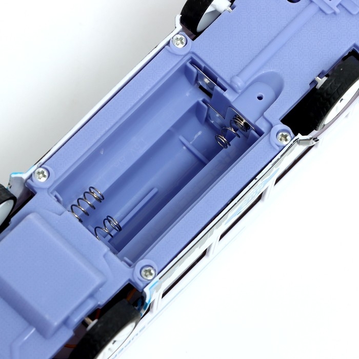 Автобус радиоуправляемый &laquo;Городской&raquo;, 1:40, работает от батареек, цвет белый