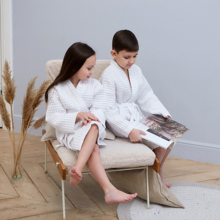 Халат вафельный детский Крошка Я Халат вафельный детский Крошка Я "Boho" размер 34 (122-128 см) цвет белый, 100% хлопок 290 г/м2