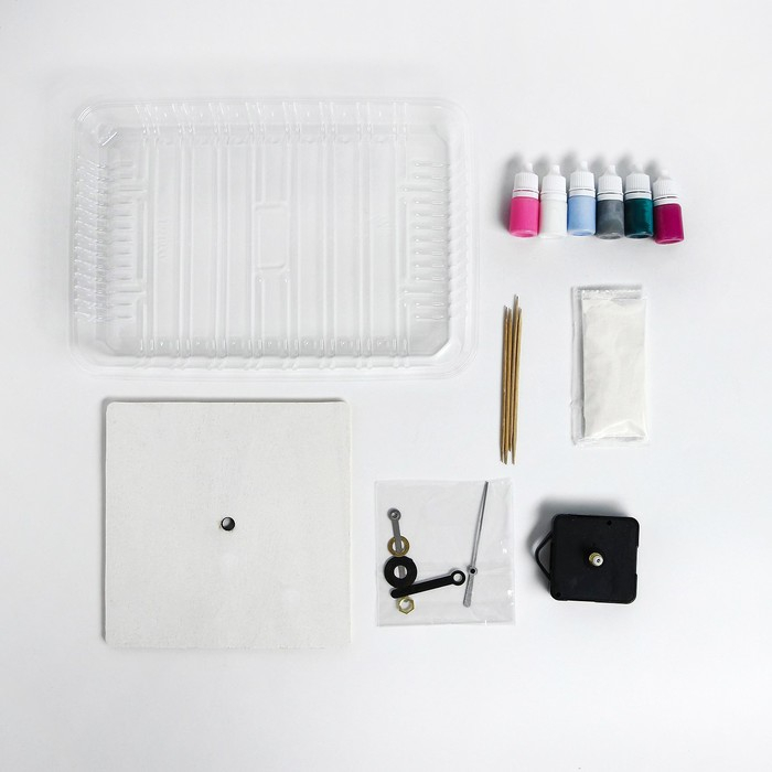 Рисование на воде: эбру «Квадратные часы» Рисование на воде: эбру «Квадратные часы»