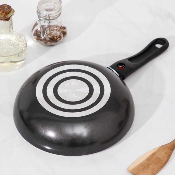 Сковорода Forever, d=20 см, съёмная ручка, стеклянная крышка, антипригарное покрытие, цвет чёрный Сковорода Forever, d=20 см, съёмная ручка, стеклянная крышка, антипригарное покрытие, цвет чёрный