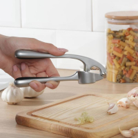 Пресс для чеснока Доляна «Идея», 16,5 см Пресс для чеснока Доляна «Идея», 16,5 см