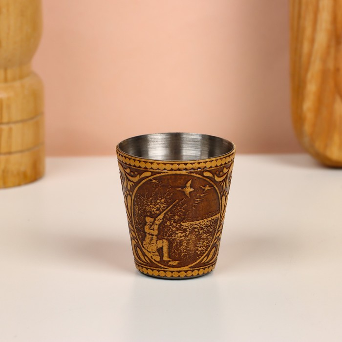 Набор стопок &laquo;Охотник&raquo;, 4 шт, в тубусе, 4,5&times;4,5&times;9 см, береста