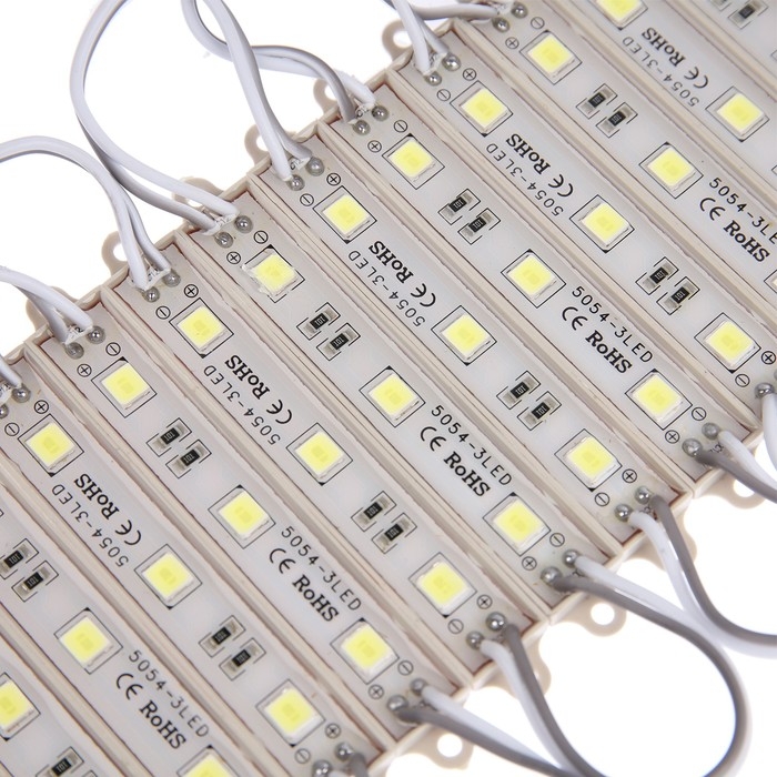 Светодиодный модуль SMD5054, 1.5 Вт, 3 LED, 135 Лм, IP65, 6500К, 12V, БЕЛЫЙ, набор 20 шт. Светодиодный модуль SMD5054, 1.5 Вт, 3 LED, 135 Лм, IP65, 6500К, 12V, БЕЛЫЙ, набор 20 шт.