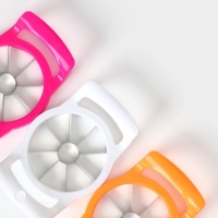 Яблокорезка с ручками Доляна, d=11 см, цвет МИКС Яблокорезка с ручками Доляна, d=11 см, цвет МИКС