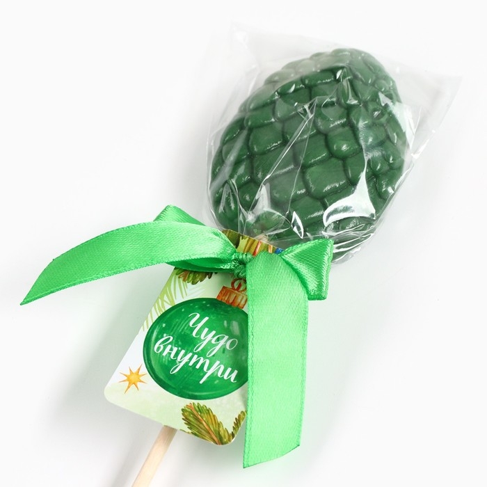 Новый год! Леденец на палочке &laquo;Чудо внтури&raquo;, вкус яблоко, 24 г