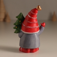 Сувенир полистоун "Дед Мороз с ёлочкой" 11,5х6,5х5 см