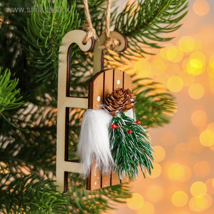 Новогодняя подвеска &laquo;Санки с шишками&raquo; 5,5х5х12,5 см
