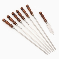 Набор с шампурами настенный "Герб" Набор с шампурами настенный "Герб"